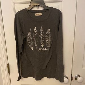 Women’s Hollister Feather Long Sleeve